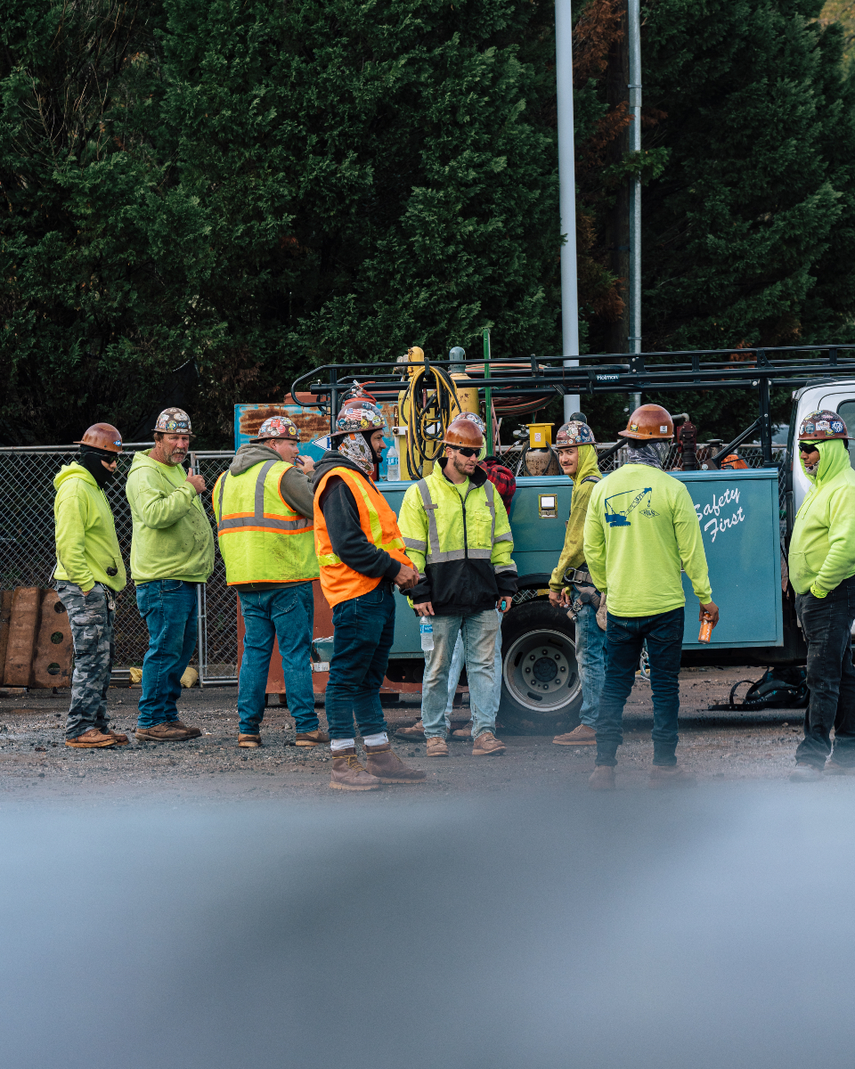 Teamwork makes the dream work. 💪

When the whole crew is on the same page, the job runs smoother, faster, and with fewer headaches.

The industry needs one version of the truth for maximum efficiency. 

#construction #teamwork #bluecollar #welding #builtforbuilders