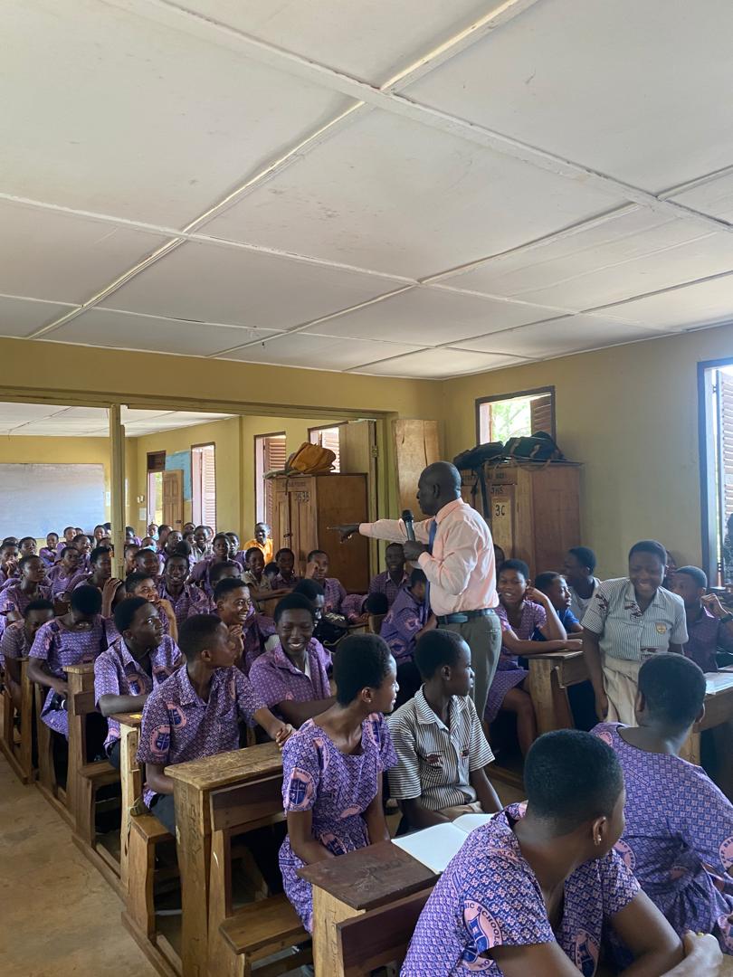 PeaceCouncilGH's tweet photo. 🕊️ARPC Expands Peace Education Schools!
As part of the ongoing #commitment to youth-led peacebuilding, the Ashanti Regional Peace Council (ARPC) has extended its Peace Education & Sensitization Program to State Experimental Basic School Two (2). This initiative aims to #deepen students' understanding of peaceful coexistence and non-violent conflict resolution.
📌 Impact So Far:
✅More students engaged in peace education
✅ Increased youth involvement in conflict #prevention ✅ Strengthened school-based peace initiatives
📢 ARPC remains committed to spreading the message of peace among young people. More schools will benefit from this impactful initiative!
#NPCGhana #PeaceEducation #AshantiRegion #BuildingBridges #YouthForPeace