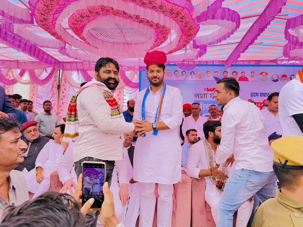 ShivprakashGjr's tweet photo. https://t.co/B9R8iyiDlD