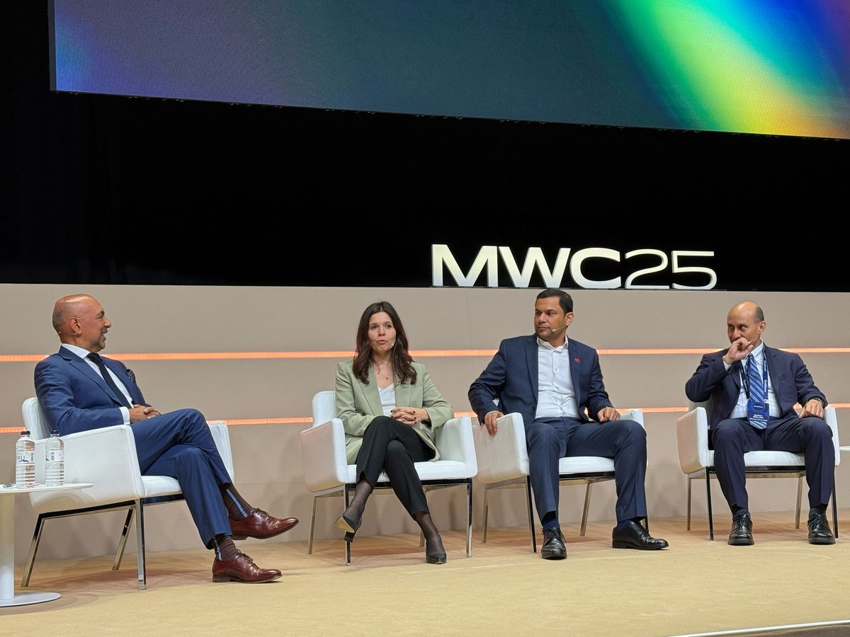 🔴 LIVE, #MWC25 🔴<a href="/GSMA/">GSMA</a> panel with Sibel Tombaz - Head of Product Line Cloud &amp; Purpose-built &amp; #5G RAN, Business Area Networks, Ericsson. 

#5GAdvanced: One year later, what is the business promise? 👀