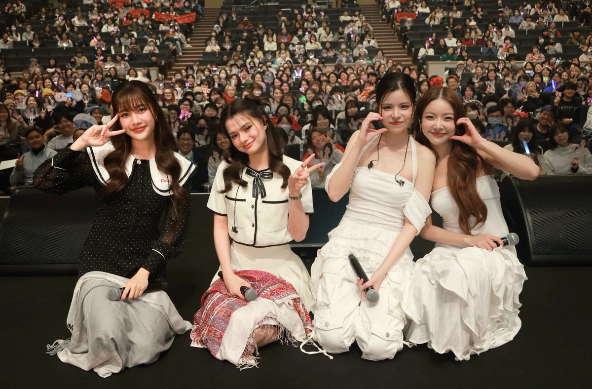 🌸IDOL FACTORY GIRL'S DAY🌸

大阪公演も無事に終了☺️
2日間、ご来場ありがとうございました✨
配信で見てくださった方もありがとうございます💕

ひな祭りに皆さんと楽しい時間が過ごせて、4人も幸せです☘️

#IDF_GL_DAY2025 #FreenBecky #FayMay
#IDFGLDay2025xFreenBeckyD2
#IDFGirlsDayxFayMayD2