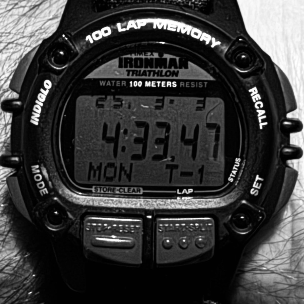 Jocko Willink (@jockowillink) on Twitter photo Monday morning GET IT. Monday morning GET IT.