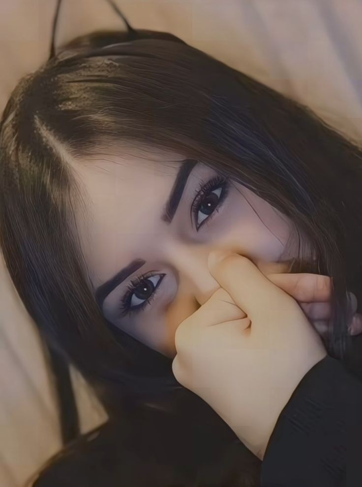 اااااااااحححححح مشتهيه وممممممحونه 

وين ااااالجادين يكلامني وااااااااتس
مووووولعه نااااار والله