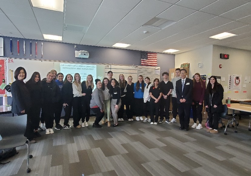 Huge thanks to the Wayne State Department of Communication Sciences &amp; Disorders for visiting our Medical students! 🙌 3 students &amp; 2 faculty (including the department chair!) joined us. We’re honored to be the 1st high school they’ve ever visited! 🎉RHS Medical Program is rockin!