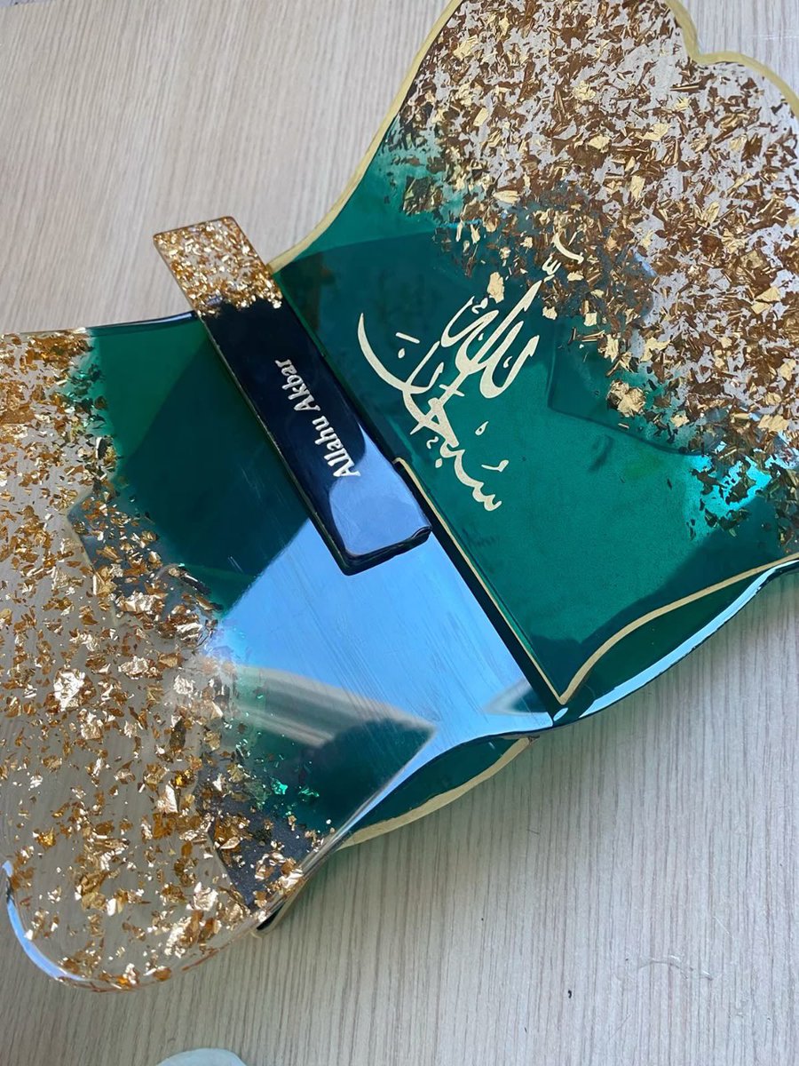 Wurababyyy's tweet image. Spiritual growth starts with a comfortable read. Get a customized book holder and bookmark for you and your loved ones🫶❤️