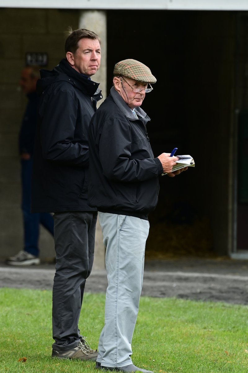The #DerbySale produced a promising sort when Hardly Surprising took the 4yo Geldings Maiden at Ballycahane at the weekend.

The son of Affinisea is a half-brother to fellow Derby Sale graduate and Grade 1 winner Fiddlerontheroof.

Hardly Surprising was purchased at the 2024