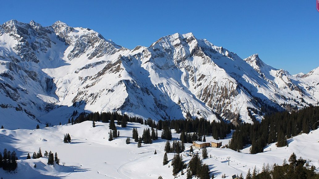 A mostly sunny week in store for the Alps before it starts to turn more changeable next weekend: weathertoski.co.uk/weather-snow/