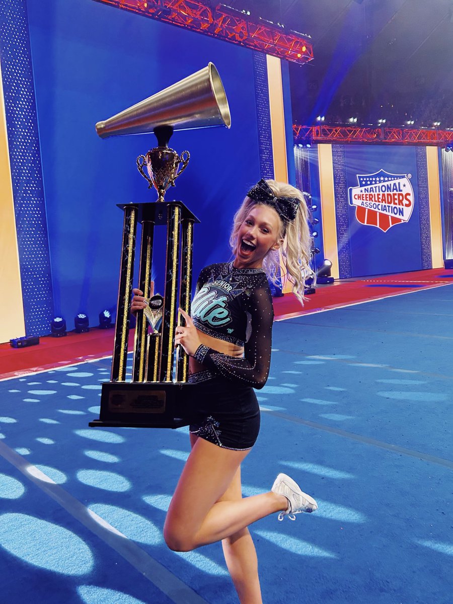 Teal wears the crown 👑 #se4l #ncachamps #seniorelite