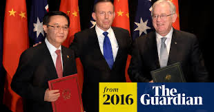 CaraMia200's tweet photo. #Auspol #NeverForget: #LNPCrooks snr. #AndrewRobb approved lease of #PortDarwin to Chinese co. for 99 yrs. Upon leaving Prlmnt, Robb wrked for same co. w/ annual salary $900k annually. During 2022 election campaign,#FecklessLumpScotty blamed #LABOR for lease! No media correction. https://t.co/F6i6AQOGlW