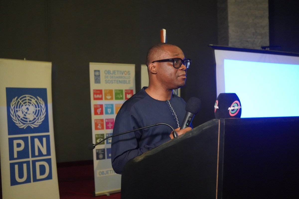 PNUD Guinea Ecuatorial (@undp_eg) on Twitter photo Digitalización del sistema sanitario de <a href="/GuineaSalud/">Guinea Salud</a>
“Este hito se enmarca en el plan nacional de desarrollo sanitario 2021-2025 cuyo análisis identificó desafíos como la falta de fuentes fiables de información para resolver problemas de salud” aseguró <a href="/MitohaOndo/">Mitoha Ondo'o Ayekaba</a> Digitalización del sistema sanitario de <a href="/GuineaSalud/">Guinea Salud</a>
“Este hito se enmarca en el plan nacional de desarrollo sanitario 2021-2025 cuyo análisis identificó desafíos como la falta de fuentes fiables de información para resolver problemas de salud” aseguró <a href="/MitohaOndo/">Mitoha Ondo'o Ayekaba</a>