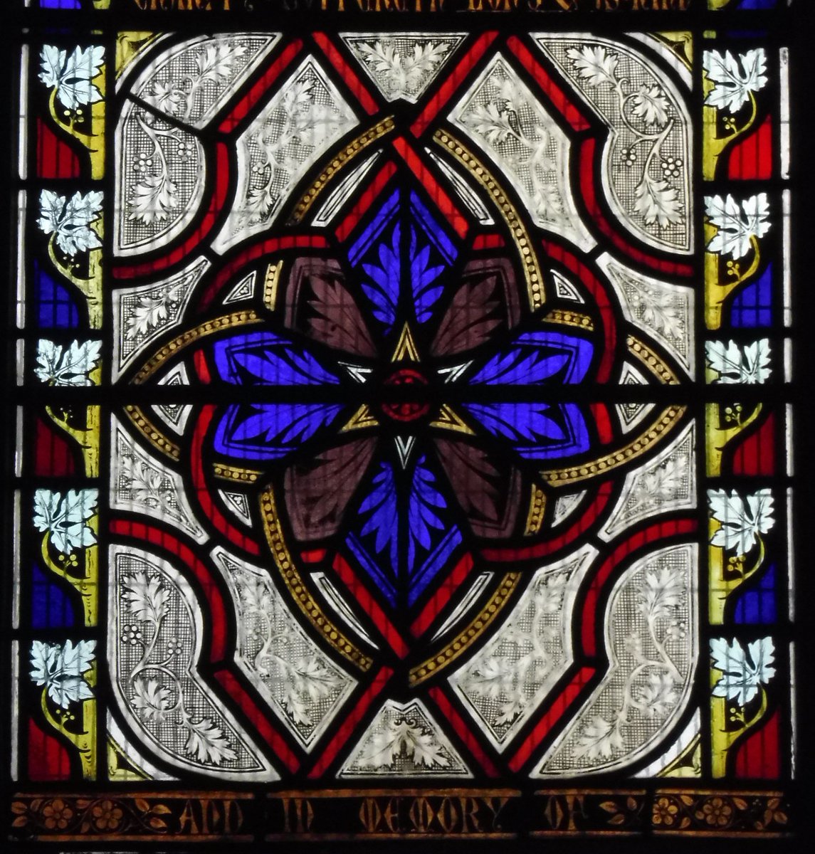 KWCook57's tweet image. #StainedGlass in St Mary's #Diss