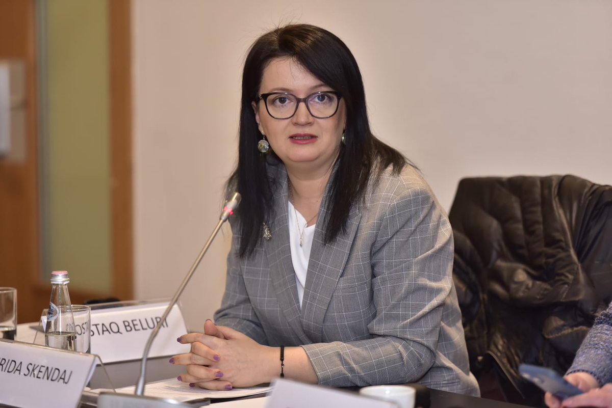 Erida Skendaj, from the Albanian Helsinki Committee, emphasized that there are delays and suspensions in cases of violence towards journalists. Full investigation and information on these cases is imperative to address violence, and build trust.