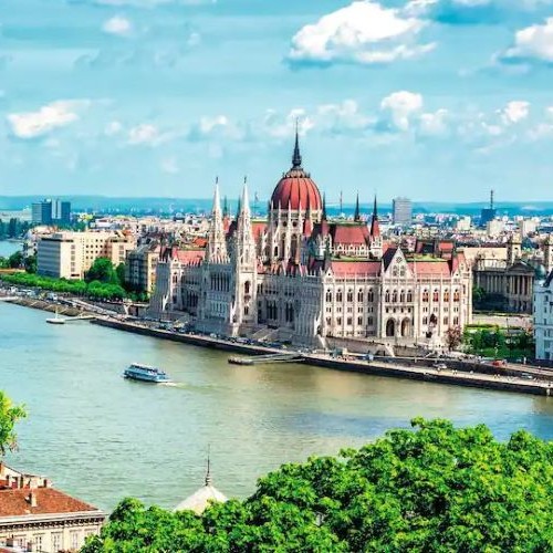 Cruise Mummy | Jenni Fielding (@cruisemummyblog) on Twitter photo ad. With TODAY being the last chance to save up to ÂŁ300, now's the perfect time read up on some amazing TUI River Cruise options for this summer!
cruisemummy.co.uk/explore-europe… ad. With TODAY being the last chance to save up to £300, now's the perfect time read up on some amazing TUI River Cruise options for this summer!
cruisemummy.co.uk/explore-europe…