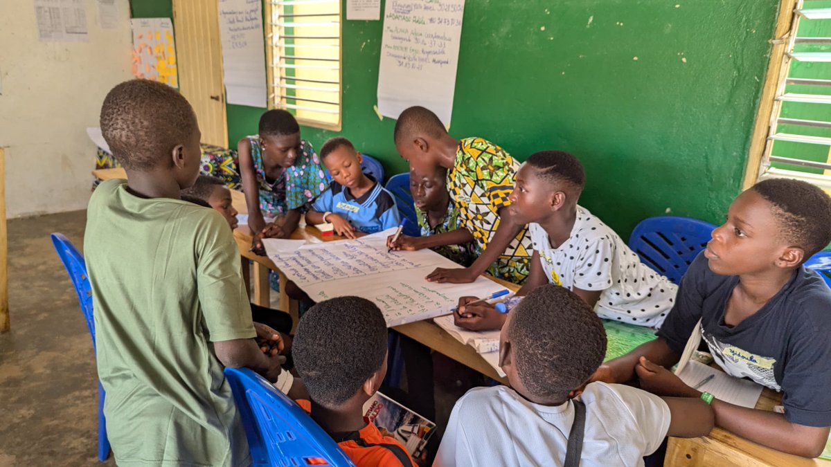 PlanIntTogo's tweet image. Les 15 et 16 février 2025, une formation enrichissante sur la protection de l’enfant a été organisée dans le cadre du projet Girls Lead 2 au Centre AB-Vies à Atakpamé. 25 jeunes âgés de 13 à 24 ans, dont 15 filles y ont pris part.

#ProtectionDeLenfant #YouthEmpowerment