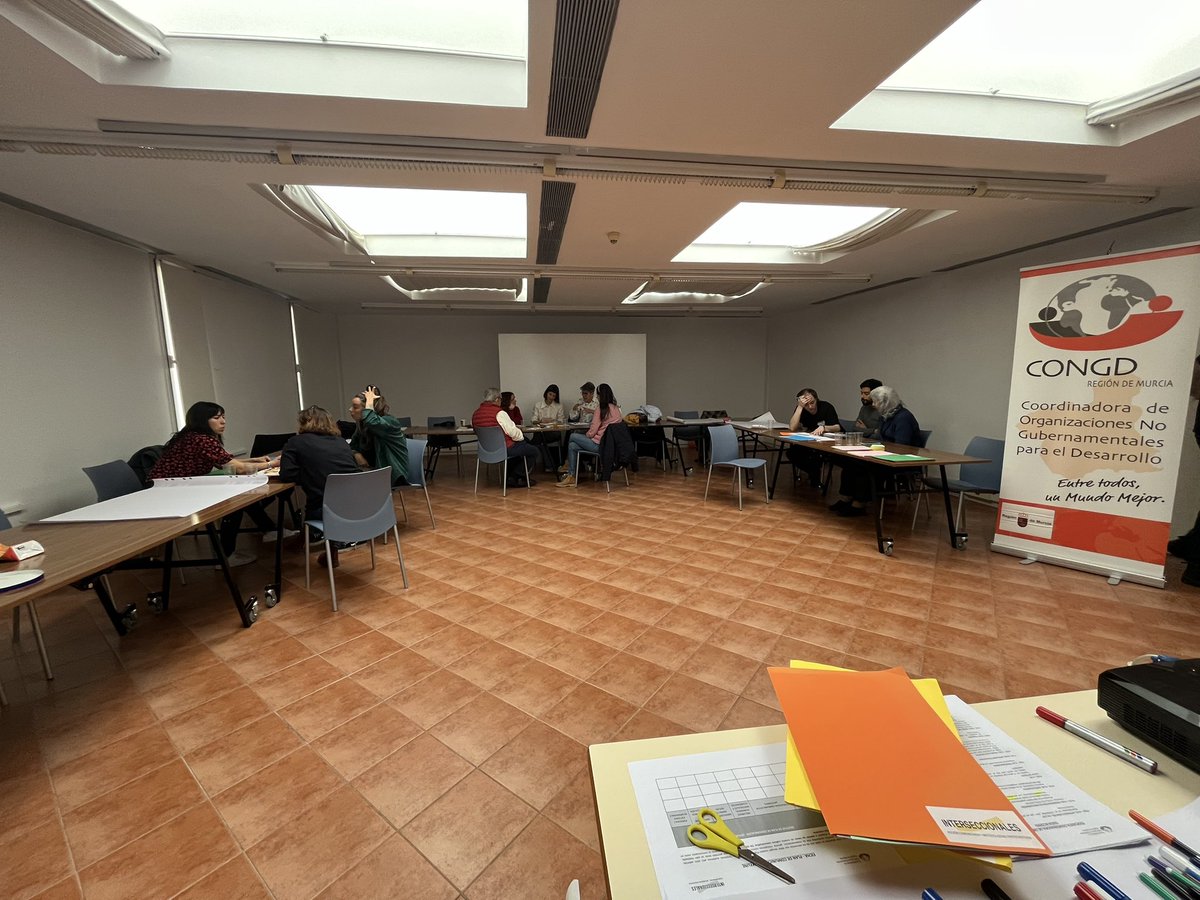 Hace una semana estábamos reunidas con algunas de las entidades de la <a href="/CONGDRMurcia/">Coordinadora ONGD Región de Murcia</a> reflexionando y trabajando sobre cómo elaborar un #PlanDeComunicación. Y una de las conclusiones del taller fue que

 “Lo mejor está por llegar” 🫶