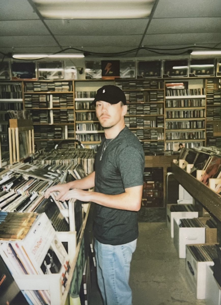 BrianZisook's tweet photo. "One DM changed everything. I almost ignored it because I thought it was a scam."

Ian James was just another producer uploading beats to YouTube—until Doechii stumbled upon one and turned it into “Denial Is a River.”

I spoke with @IanJamesBeats about his wild journey 🧵 https://t.co/GHeks9t3Oa