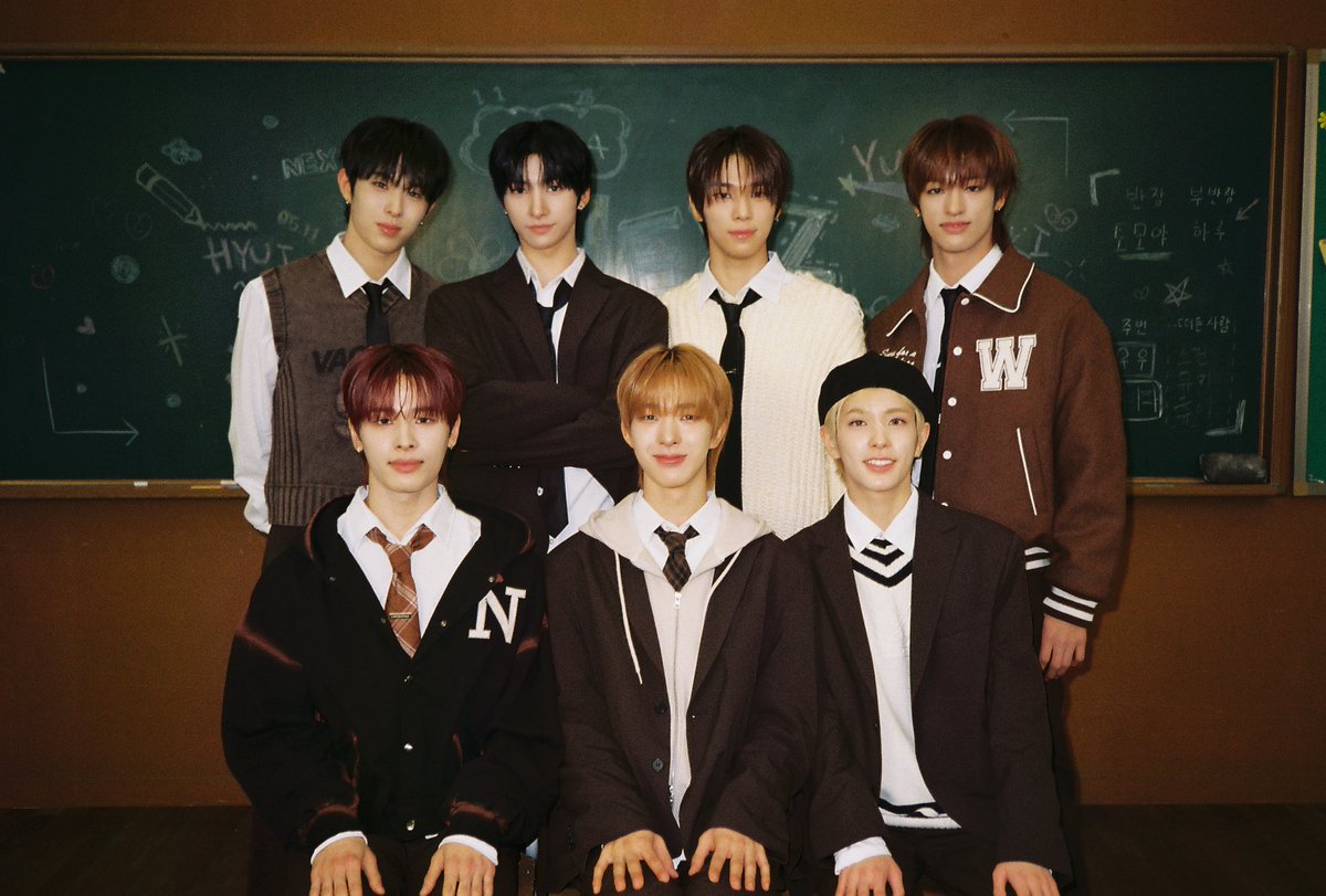 NEXZ_official's tweet image. LOVE YOU, NEX2Y 🤎

#NEXZ
#NEXZ_1st_FANMEETING 
#NEXZ_HIGH_SCHOOL