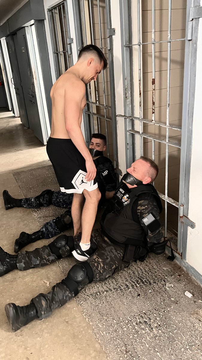 This is what happens when <a href="/soflokink/">C. Stiles</a> shows up and finds two tactical SWAT officers in a vulnerable position. With tactical hottie <a href="/Droid901/">Droid90</a>