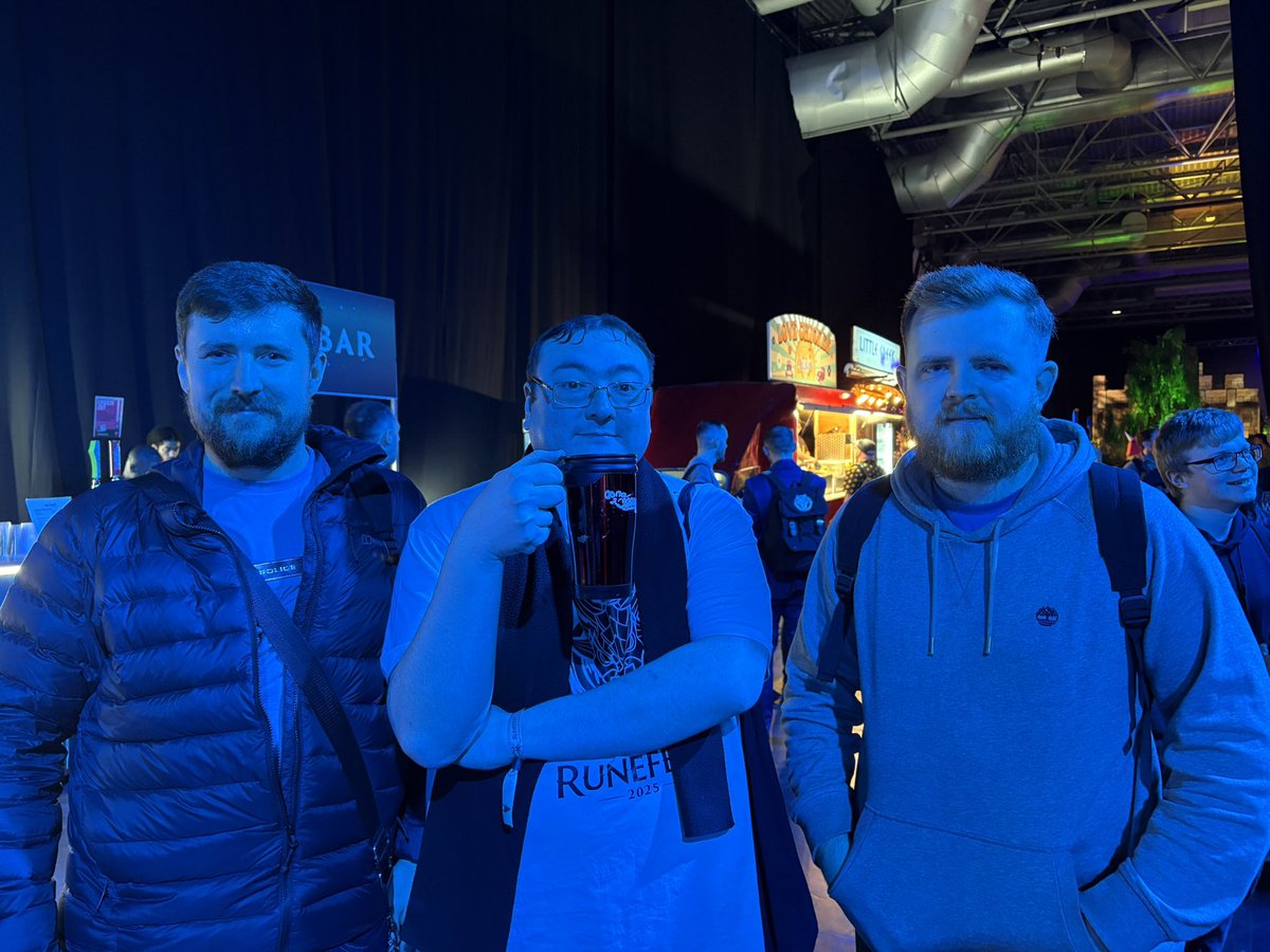 Eks_Austin tweet media