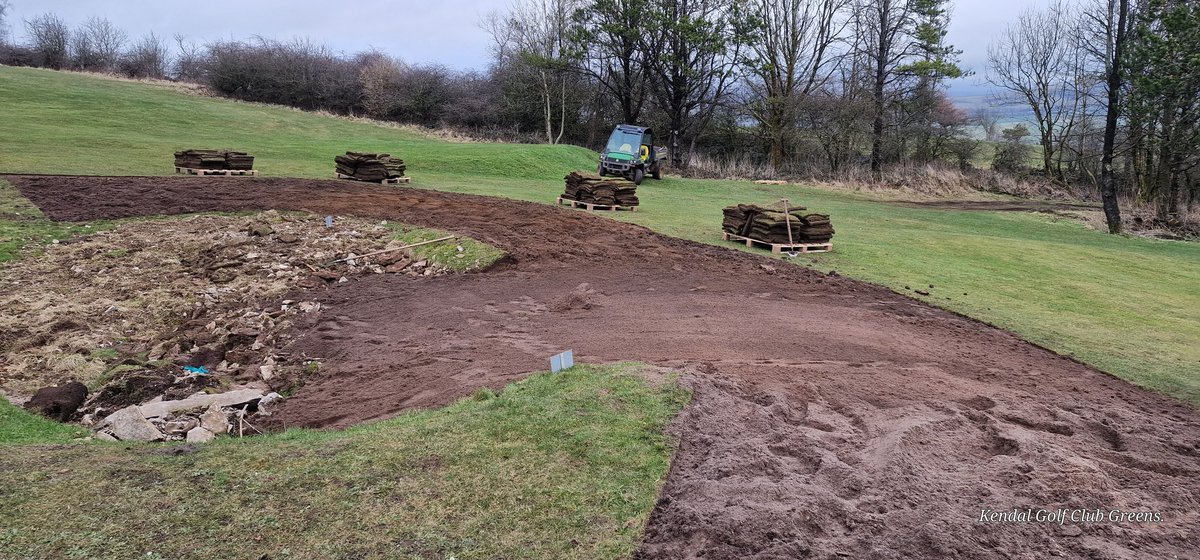 The 10th fairway bunker is finally being filled in, with all the rain we have had up on the Fell. It has been too wet to get any machinery anywhere near it. Hopefully, it will be graded bt the close of play tomorrow, then turf next week.  #greenkeeper #greenkeeping #winterwork