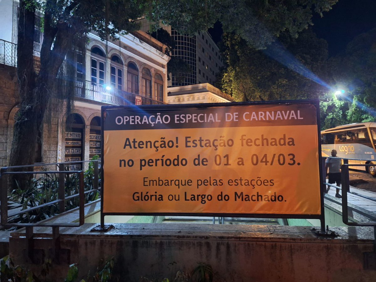 VidaNunes's tweet photo. @eduardopaes Prefeito, estamos felizes. Mas, precisava fechar estação de metrô no carnaval ? 
Nunca vi limitar acesso a transporte público numa época que a cidade está transbordando de pessoas… 🫠 https://t.co/6SES7dl9l8