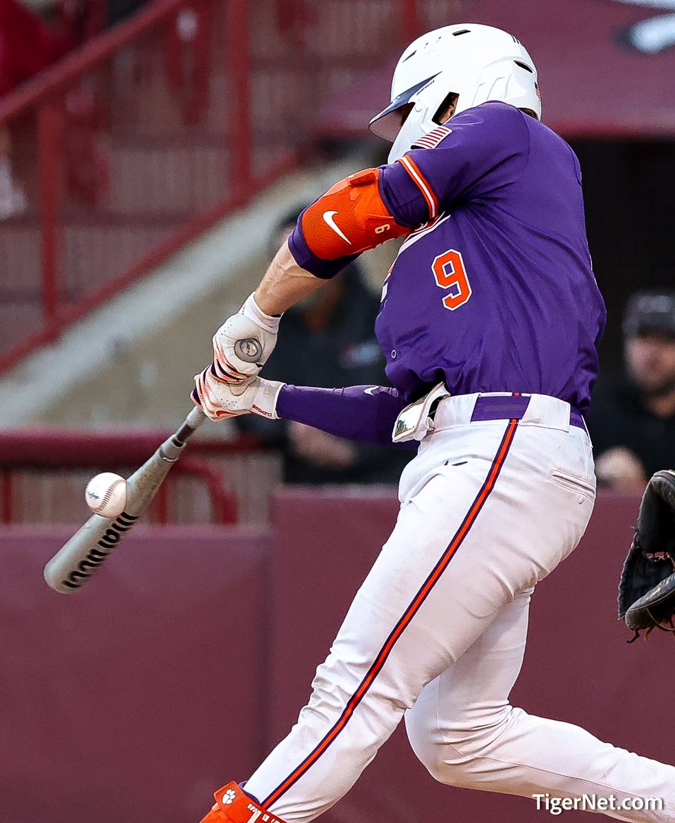 Merrell Mann (@merrellmann) on Twitter photo 2nd day in a row to catch the bat crushing the ball, 3rd day in a row to see Clemson crush Carolina.
🧹 S W E E P
<a href="/jacob_jarrell1/">Jacob Jarrell</a> <a href="/ClemsonTigerNet/">TigerNet.com</a> <a href="/ClemsonBaseball/">Clemson Baseball</a> 2nd day in a row to catch the bat crushing the ball, 3rd day in a row to see Clemson crush Carolina.
🧹 S W E E P
<a href="/jacob_jarrell1/">Jacob Jarrell</a> <a href="/ClemsonTigerNet/">TigerNet.com</a> <a href="/ClemsonBaseball/">Clemson Baseball</a>