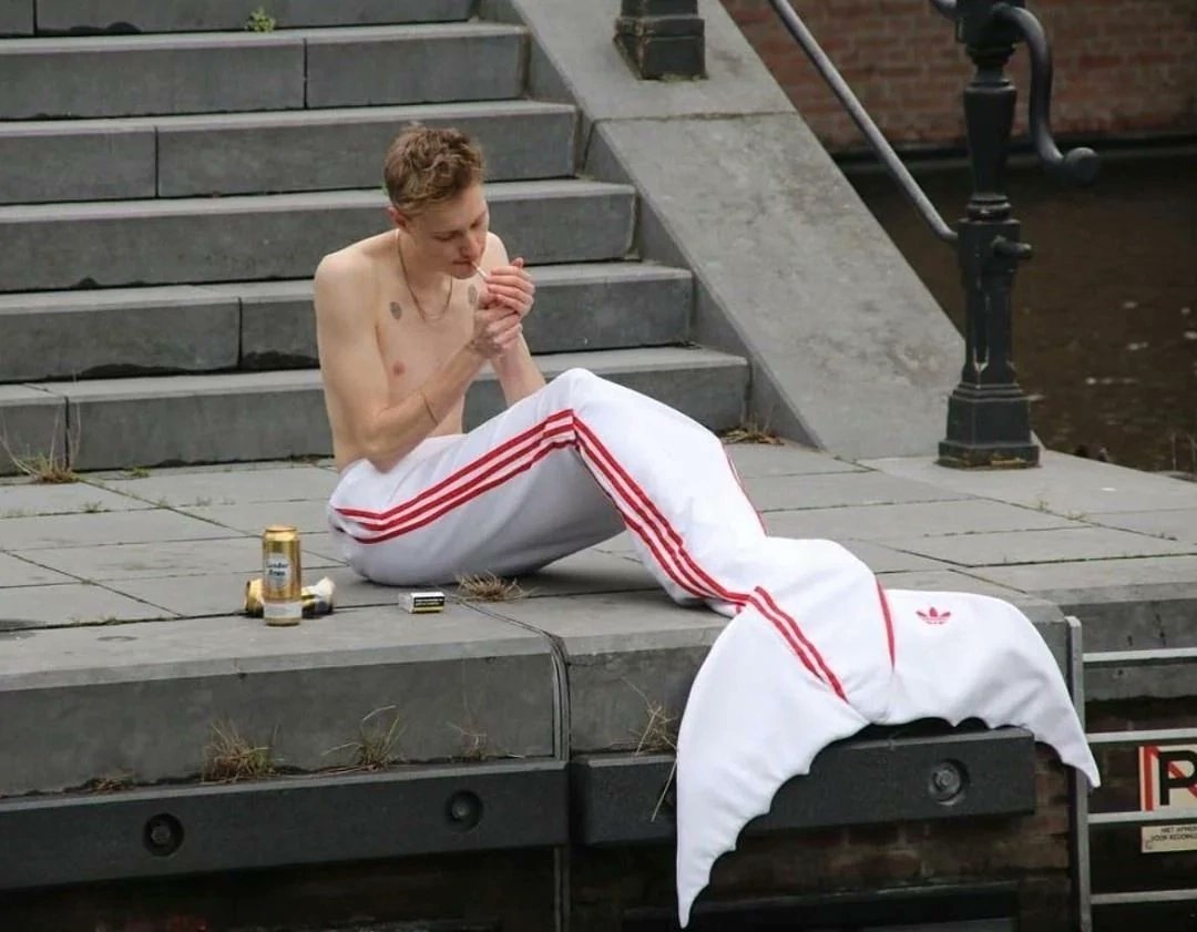 DantesDmitriy's tweet image. Если бы русалочку снимал Балабанов: