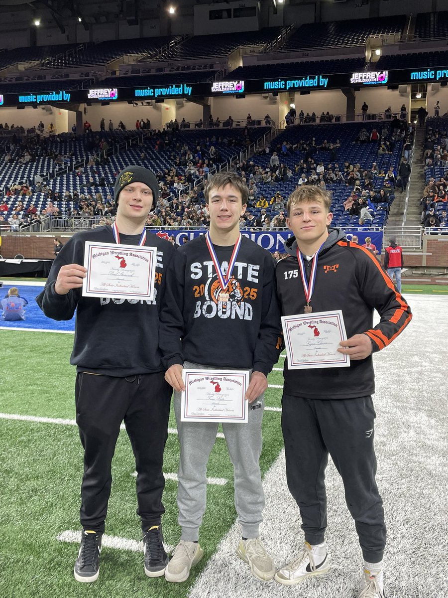 Congrats to Trace Lietz (4th), Logan Chunn (5th), and Paul Stanczak (7th) on placing at the state wrestling finals! Way to go, boys! 🐅🤼