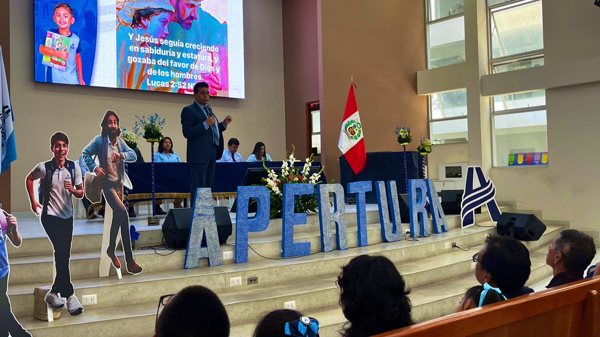 El Mgtr. Enoc Onofrio, departamental de Educación de <a href="/AdventistasAPCE/">Adventistas APCE</a> reafirma el compromiso de la Educación Adventista en educar integralmente a los estudiantes para esta vida como ciudadanos competentes y candidatos seguros para las mansiones celestiales. ✨👑
#AperturaEscolar