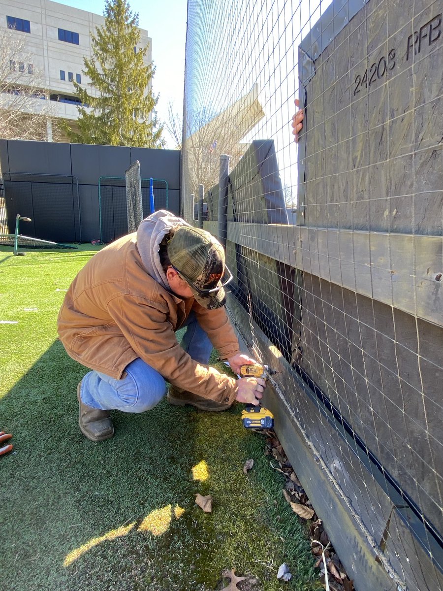 VT Grounds Crew tweet media