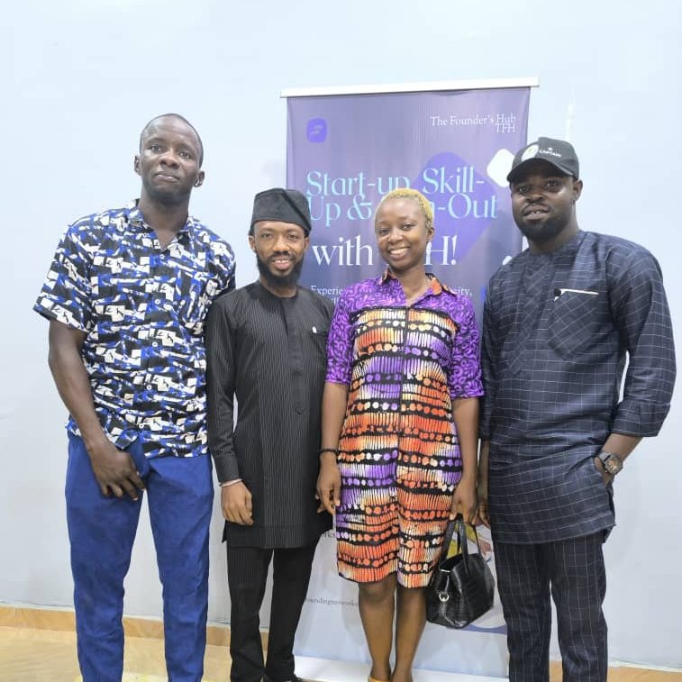 TFHubOsogbo's tweet image. Insightful discussions at the Osun Tech Ecosystem Mixer! 
Addressing talent shortages, fostering public-private collaborations, and envisioning Osun as a future Agrotech hub. Together, we&apos;re shaping the future of tech in our state. 
#OsunTech #Innovation