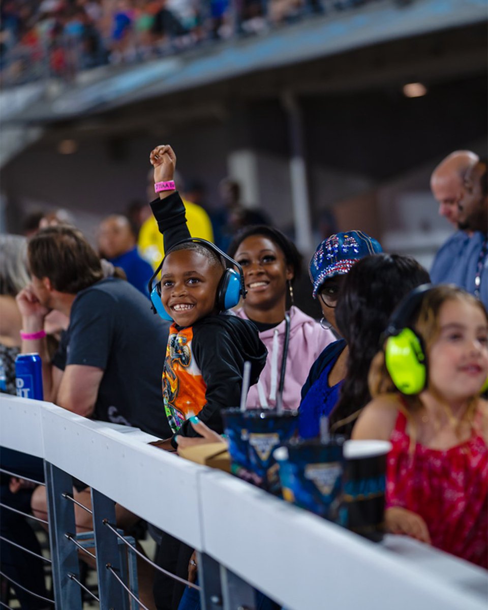 THIS WEEK Monster Jam returns to The Bank! Please plan ahead and purchase your parking for Monster Jam today as a sold out event at the arena will be happening simultaneously, leading to increased traffic and limited parking availability. 

🅿️: brnw.ch/21wR0bH