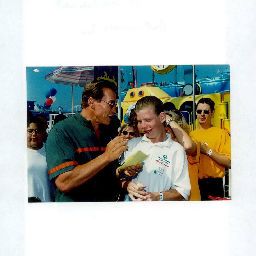 soberseas tweet media