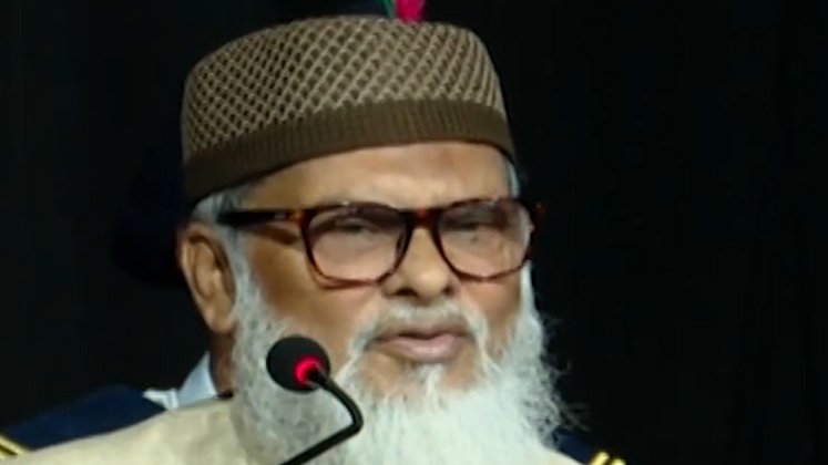 ক্ষমতা পেলেই লুটেপুটে খাওয়ার মানসিকতা থেকে বেরিয়ে আসতে হবে: ধর্ম উপদেষ্টা