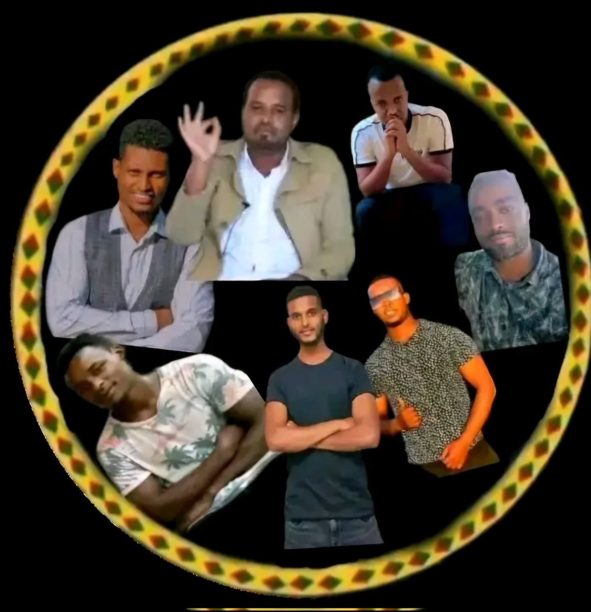 ጀግናዉ የጉራጌዉ ፖለቲከኛ ታረቀኝ ደግፌን  ጨምሮ ላለፋት አንድ አመት ተኩል በእስር ላይ የነበሩ የጉራጌ  የህሊና እስረዮች በነፃ ተለቀዋል።  እንኳን ደስ አላቹ!! 

#Gurage #Ethiopia