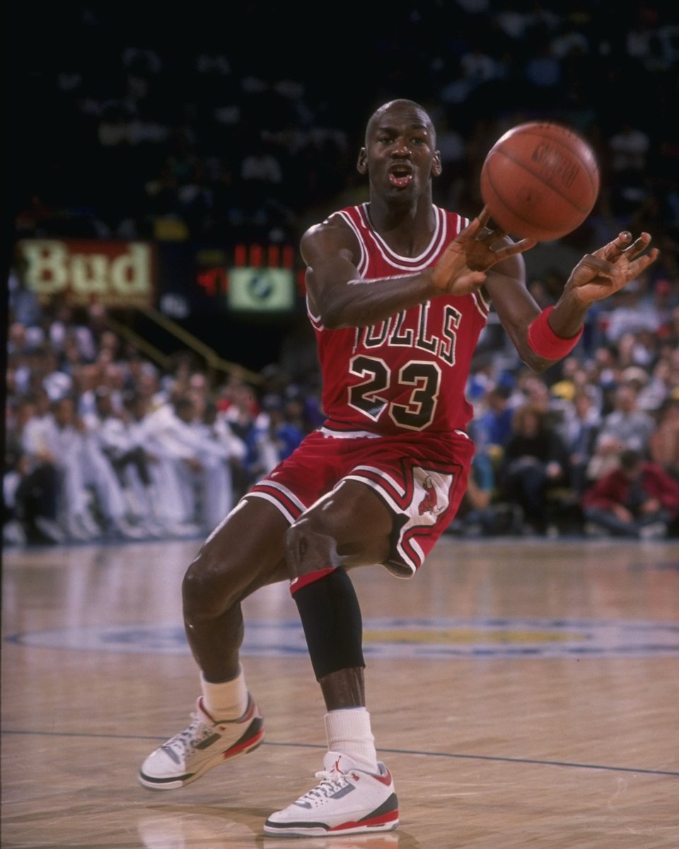 SLAMKicks's tweet photo. Air Jordan III. #MJMondays https://t.co/QVhKmCb4Bl