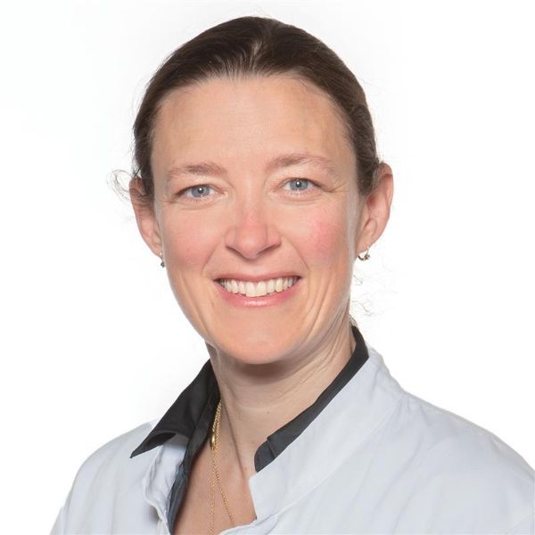 UniSpitalBaselCH (@unispitalbasel) on Twitter photo Herzlich Willkommen in der #Spitalleitung Kathrin Bourdeu! Der Verwaltungsrat des <a href="/UniSpitalBasel/">UniSpitalBaselCH</a> hat Dr. med. Kathrin Bourdeu zur neuen Leiterin der Direktion Prozesse, Steuerung, Entwicklung und damit zur Chief Operations Officer (COO) gewählt. unispital-basel.ch/newscenter/med… Herzlich Willkommen in der #Spitalleitung Kathrin Bourdeu! Der Verwaltungsrat des <a href="/UniSpitalBasel/">UniSpitalBaselCH</a> hat Dr. med. Kathrin Bourdeu zur neuen Leiterin der Direktion Prozesse, Steuerung, Entwicklung und damit zur Chief Operations Officer (COO) gewählt. unispital-basel.ch/newscenter/med…