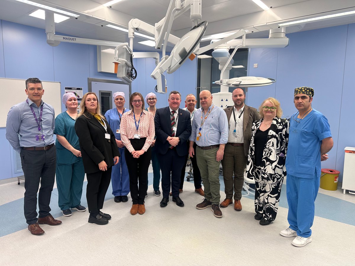 Western Trust (@westernhsctrust) on Twitter photo Prof Mark Taylor, Chairman of NI General Surgery Network, with SPPG Leads met staff in #SWAH EOSC, saying: “SWAH is becoming one of the most successful hubs in the region for quality Elective Overnight Surgery” #MakingADifference
▶️ Video Here youtu.be/3BpIeXC0loU
<a href="/healthdpt/">Department of Health</a> Prof Mark Taylor, Chairman of NI General Surgery Network, with SPPG Leads met staff in #SWAH EOSC, saying: “SWAH is becoming one of the most successful hubs in the region for quality Elective Overnight Surgery” #MakingADifference
▶️ Video Here youtu.be/3BpIeXC0loU
<a href="/healthdpt/">Department of Health</a>