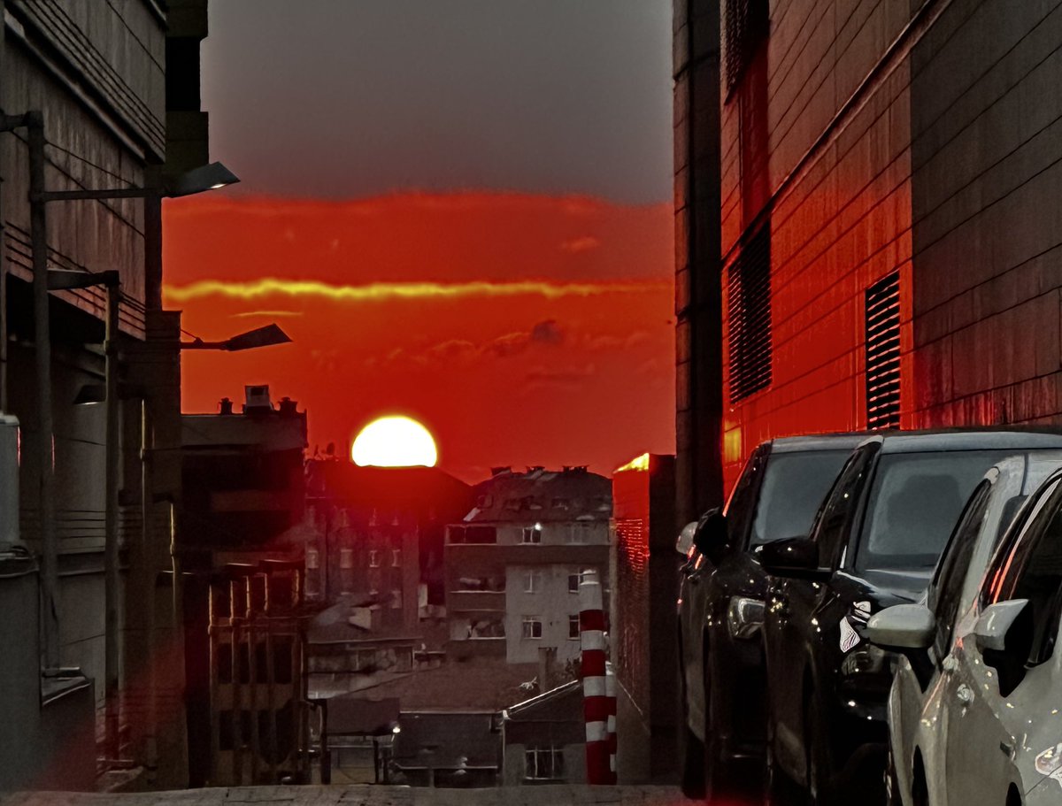 Eve giden en güzel yol 🦋