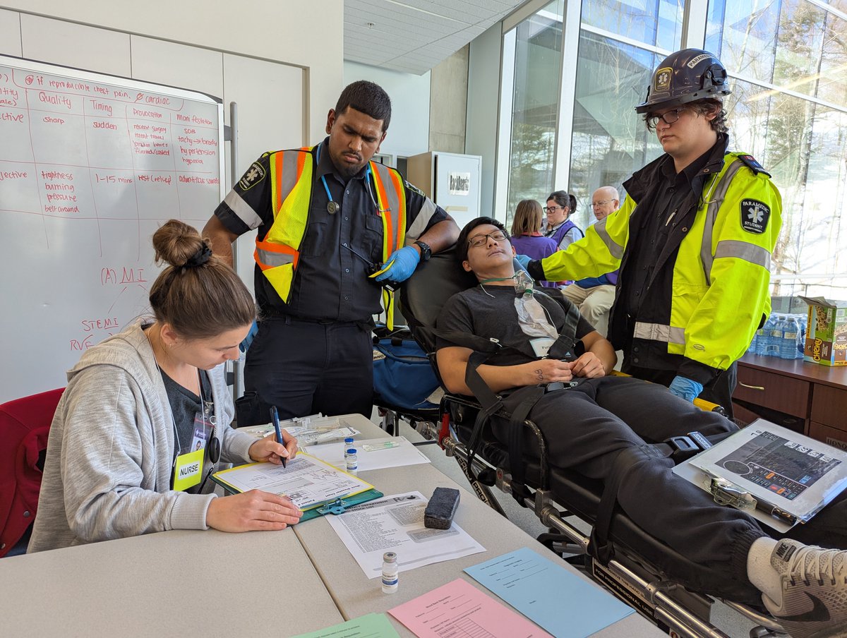 Pressure, adrenaline, teamwork. Last week’s #CentennialMockD challenged the next generation of first responders in a high-intensity mock emergency. Up and coming first responders from our <a href="/CentennialSCHS/">SCHS 🇨🇦</a>, and professionals from community organizations put their skills to the test