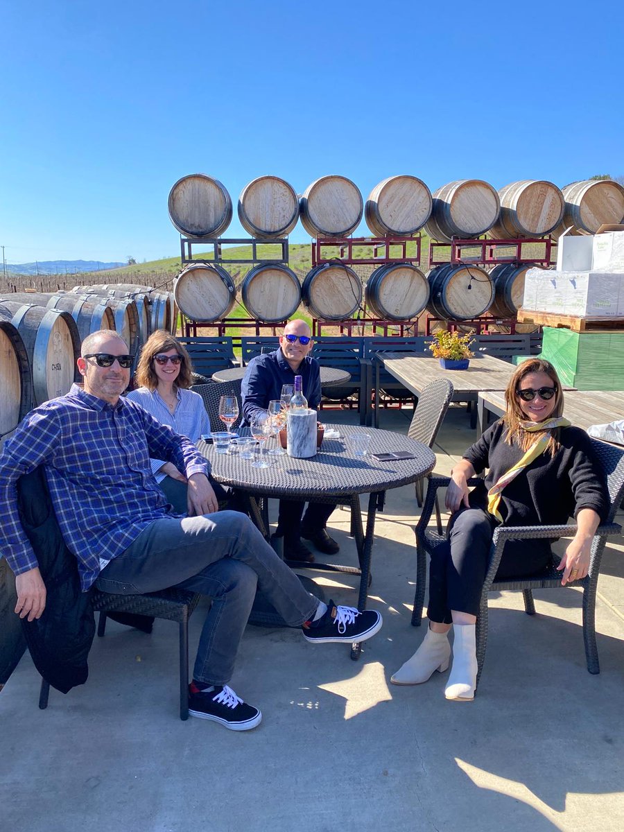 LightSolverCo's tweet image. The LightSolver team is traveling from WA to CA and onward to Knoxville, TN. It’s been a busy week filled with important meetings, but we made time for a glass of wine in the sun!
#HPC #LaserComputing #TechInnovation