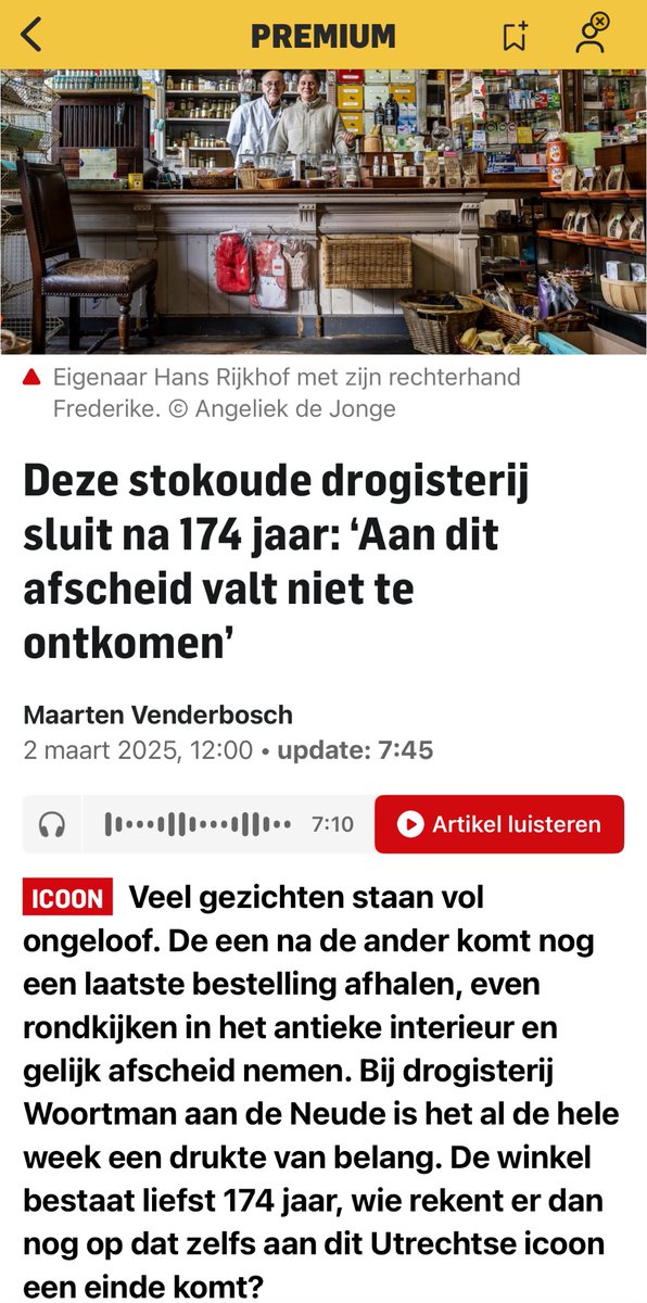 Wat spijtig toch dat dit soort zaken uit het Utrechtse straatbeeld verdwijnen.
Als stadsjochie kwam ik daar vroeger nog wel eens over de vloer. 
Alle eer en achting aan de heer Rijkhof en Frederike dat ze de traditionele drogisterij nog tot in deze tijden hebben weten te runnen.