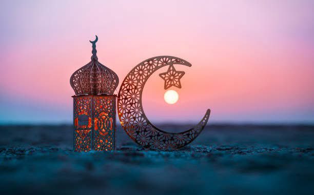 CrossrdsAcademy's tweet photo. All of us at Crossroads wish happiness and prosperity to all who are celebrating Ramadan during this month of March. May this Ramadan bring you peace and joy! https://t.co/YaJE8rFN9p