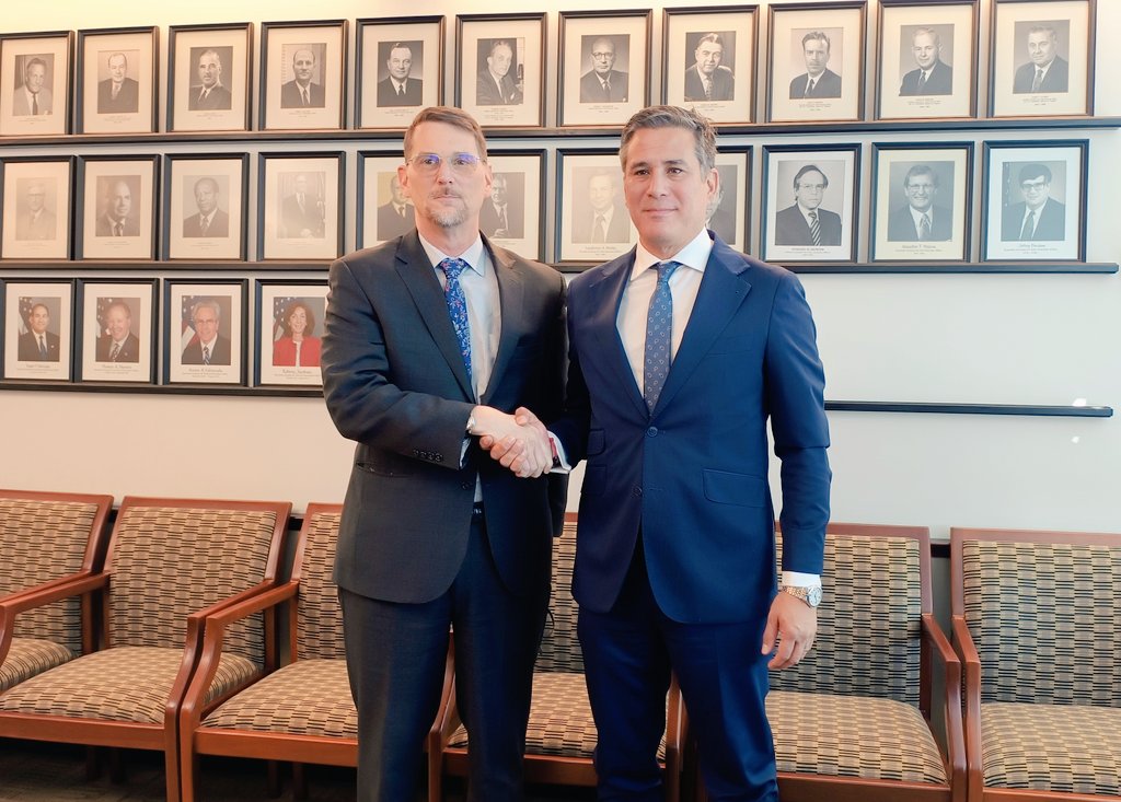 Embassy of Costa Rica in the United States ๐จ๐ท (@cr_embassy) on Twitter photo ๐จ๐ท๐บ๐ธ Strengthening Costa RicaโU.S. trade relations! Minister of Foreign Trade <a href="/Manuel_Tovar_R/">Manuel Tovar</a> met with Principal Deputy Assistant Secretary Mark Wells at <a href="/StateDept/">Department of State</a> to advance economic cooperation and investment opportunities, reinforcing our commitment to freedom and prosperity. ๐จ๐ท๐บ๐ธ Strengthening Costa RicaโU.S. trade relations! Minister of Foreign Trade <a href="/Manuel_Tovar_R/">Manuel Tovar</a> met with Principal Deputy Assistant Secretary Mark Wells at <a href="/StateDept/">Department of State</a> to advance economic cooperation and investment opportunities, reinforcing our commitment to freedom and prosperity.