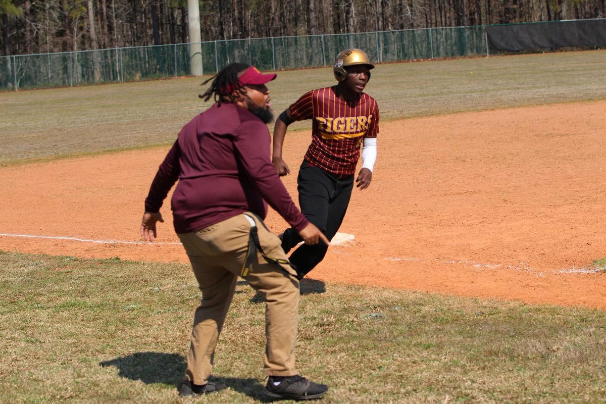 BibbAthletics's tweet image. Saturday was a beautiful day to kick off spring sports for our middle schools. Check out some of the action involving @MiddleHudson baseball, @HMS__Athletics baseball and @Miller_Magnet baseball and girls' soccer!