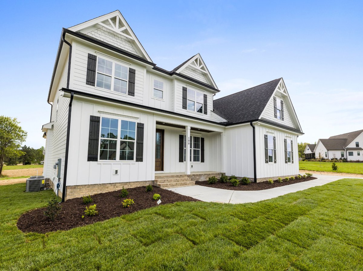 New roof, siding, windows, and gutters. Trust Cadia for your exterior needs—schedule your free consultation today!