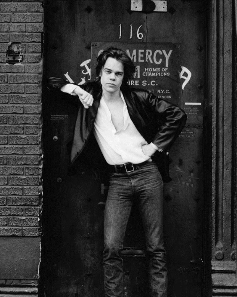 We're saddened to hear of the passing of a true rock &amp; roll icon, #DavidJohansen, the frontman and last surviving member of legendary punk rock band the New York Dolls. 

Listen to the band's final studio album, Dancing Backward in High Heels, here: found.ee/nyd-dancing-ba…
