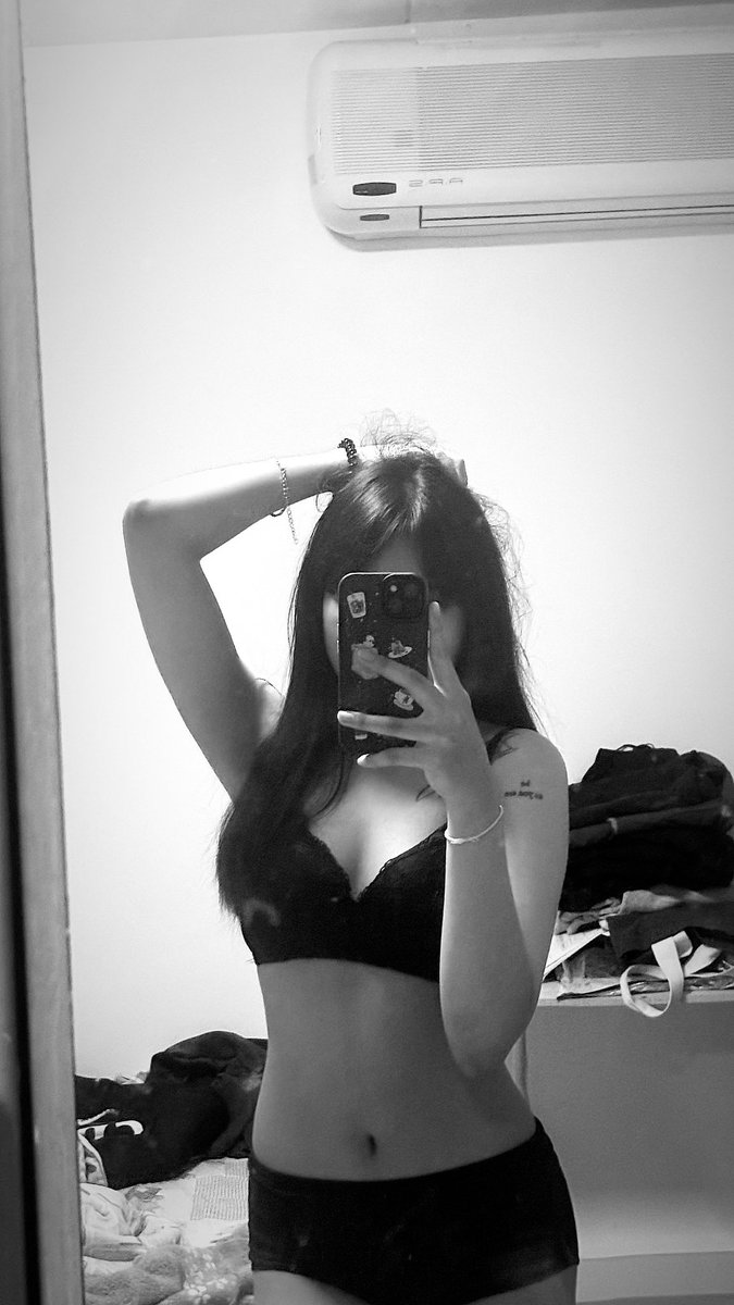 ดึกแล้วเหงาจัง😋
#ลาดพร้าว #dm