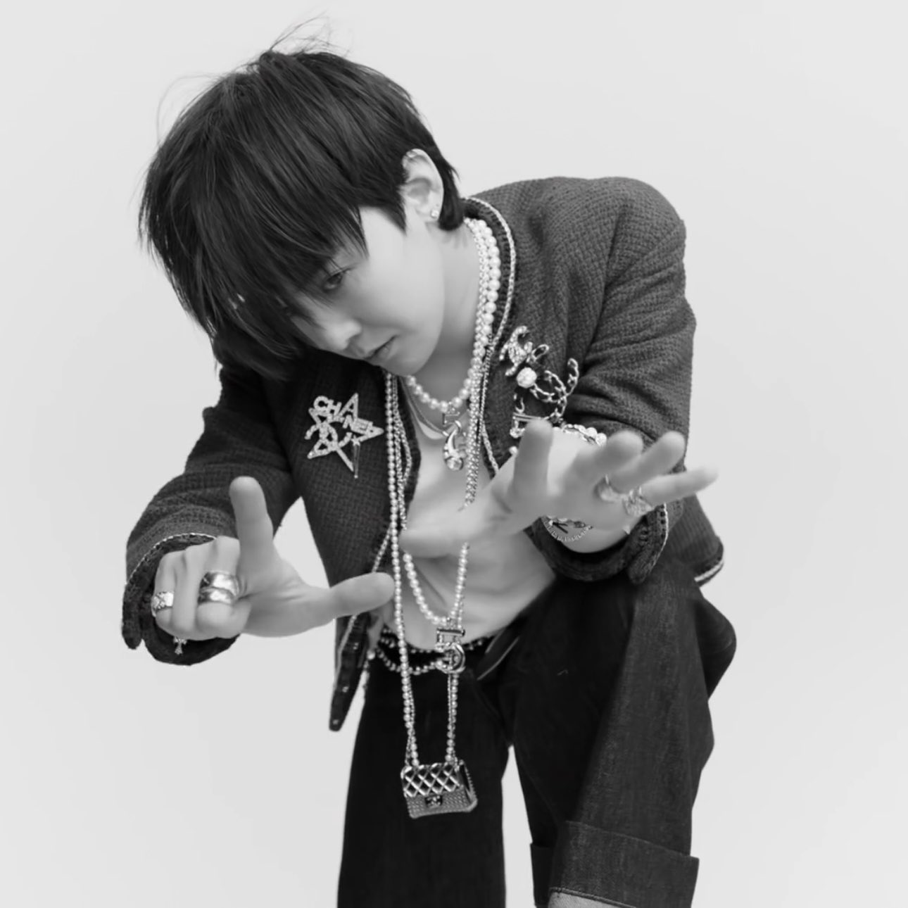 G-DRAGON ジヨン ソウルコン Ubermensch フーディー パーカー（G