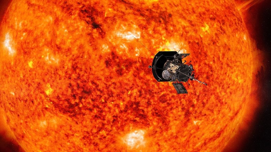 STERRENKIJKDAGEN bij PHOENIX - zat. 8 maart 25
Bij helder weer waarnemen telescopen en eVscope.
Presentatie over de Parker Solar  Probe; de onderzoekssonde naar de zon. Plus een presentatie in ons bijzondere planetarium. Aanmelden sterrenwachtphoenix.nl
Image: credit NASA